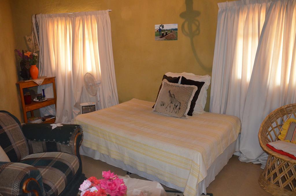 Bama Lodge Rietfontein Cameră foto