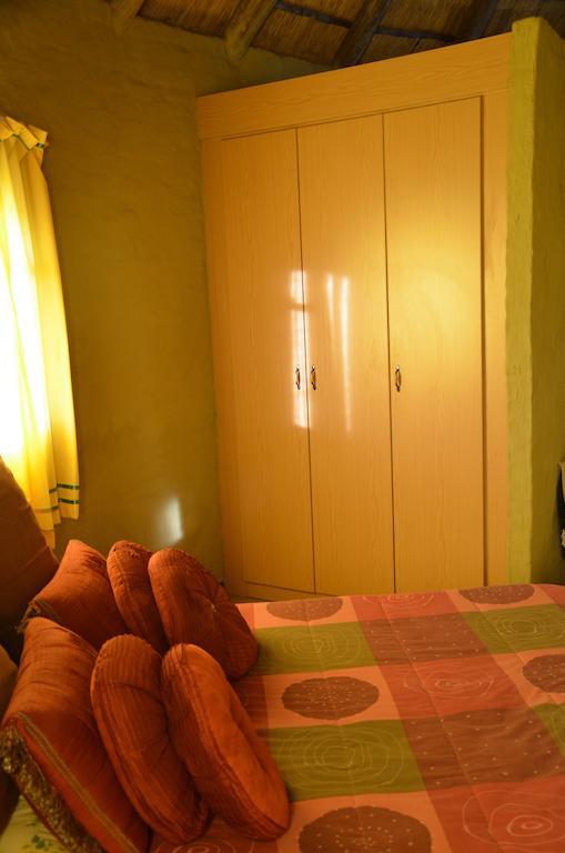 Bama Lodge Rietfontein Cameră foto