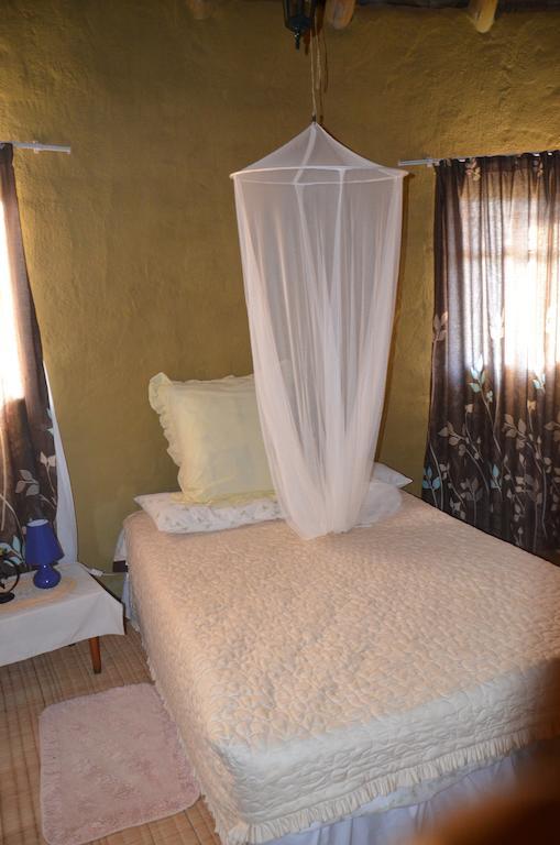 Bama Lodge Rietfontein Cameră foto